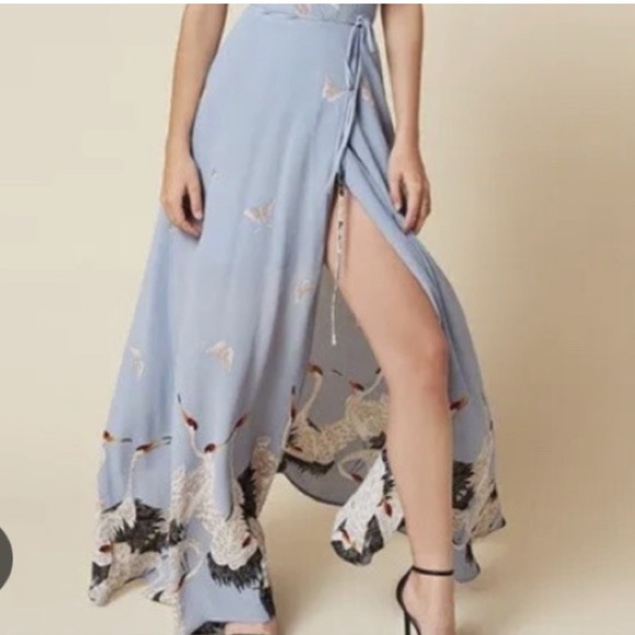 Reformation Blue Wrap Skirt with Large Crane - Picture 1 of 7